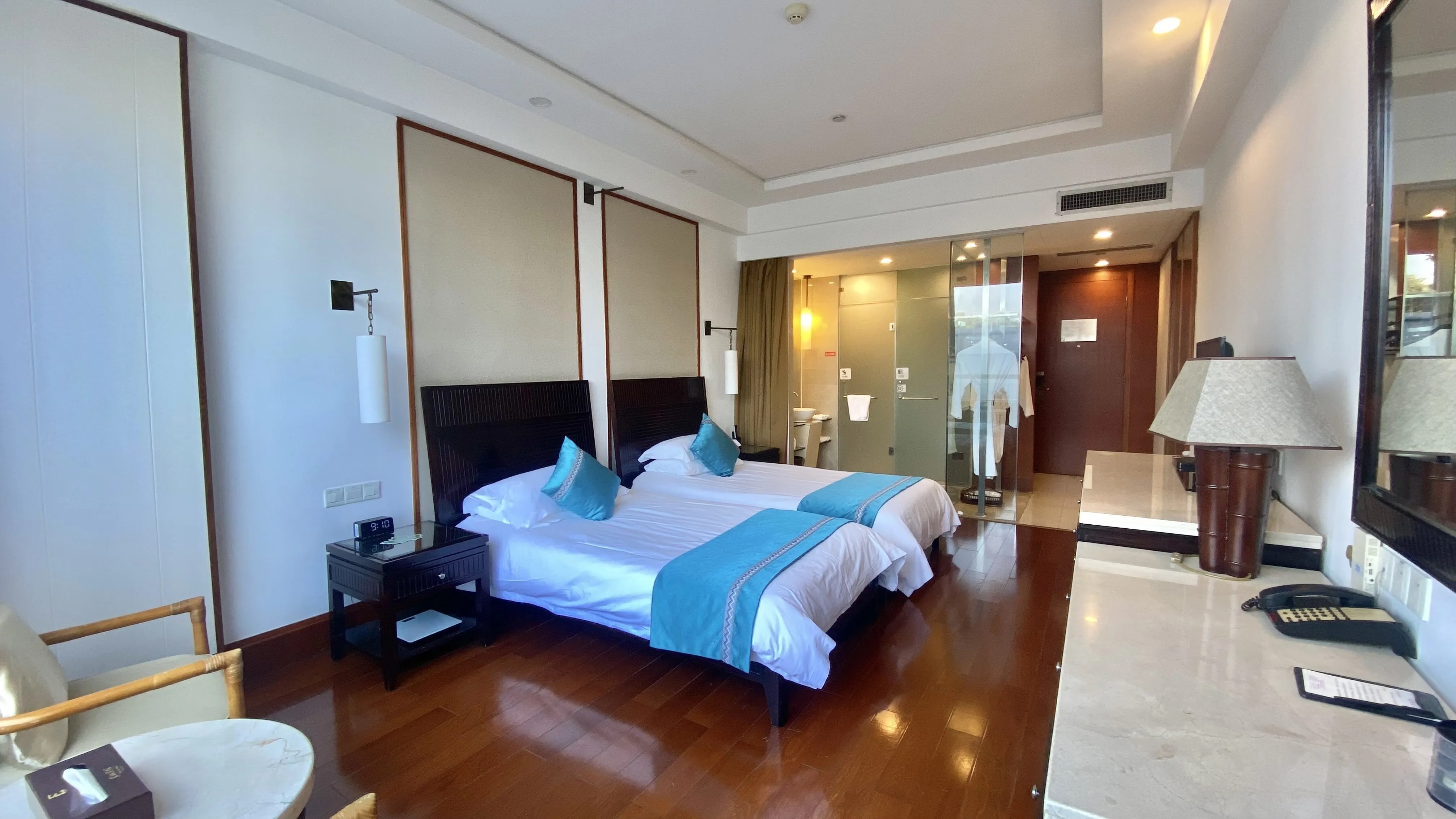南山乙所双床房 / Nanshan Yisuo Twin Room